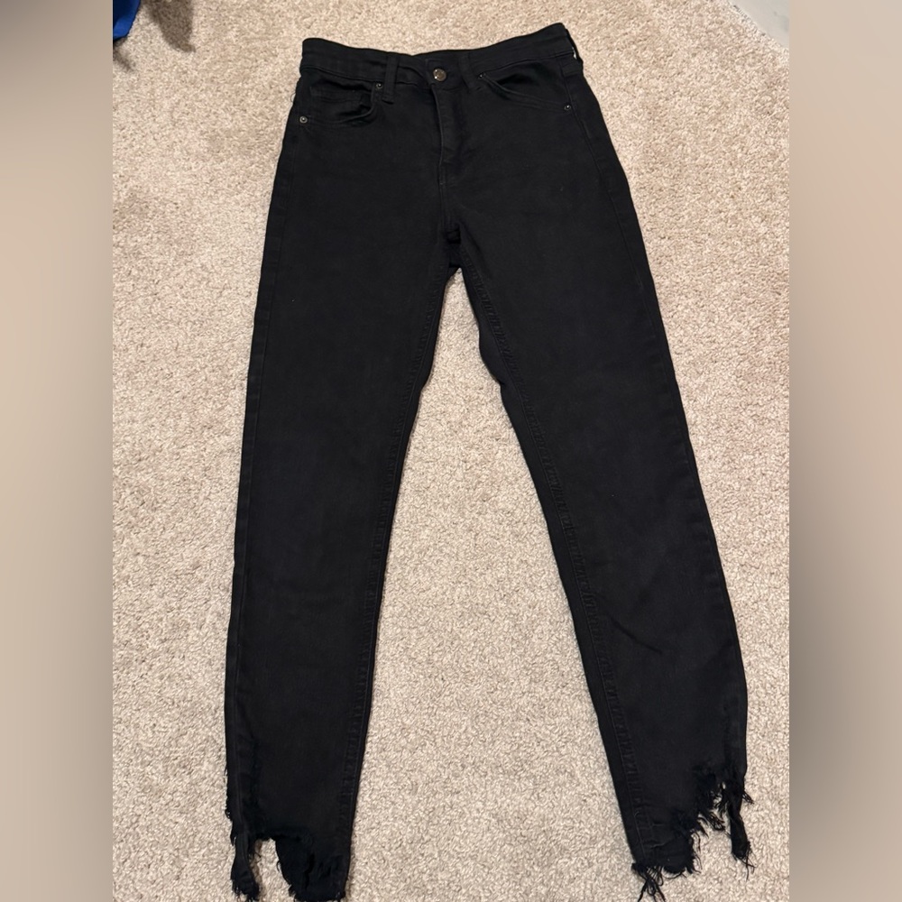 Topshop black frayed skinny jeans - Picture 3 of 7